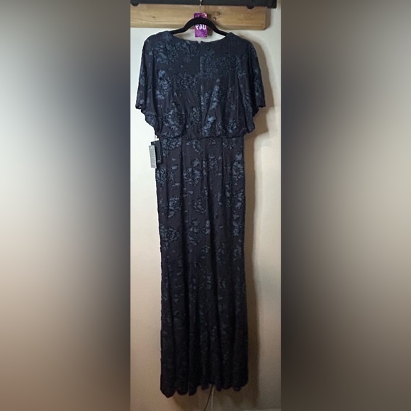 Adrianna Papell Dark Blue Floral Gown - Picture 7 of 12